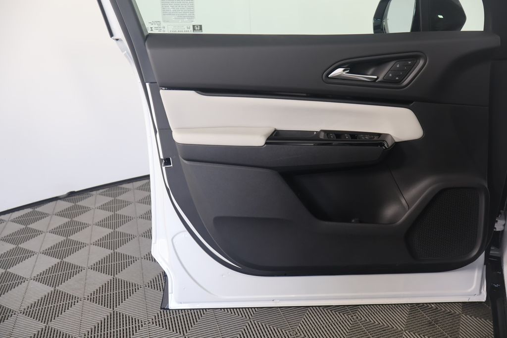 2025 Honda Prologue Touring 7