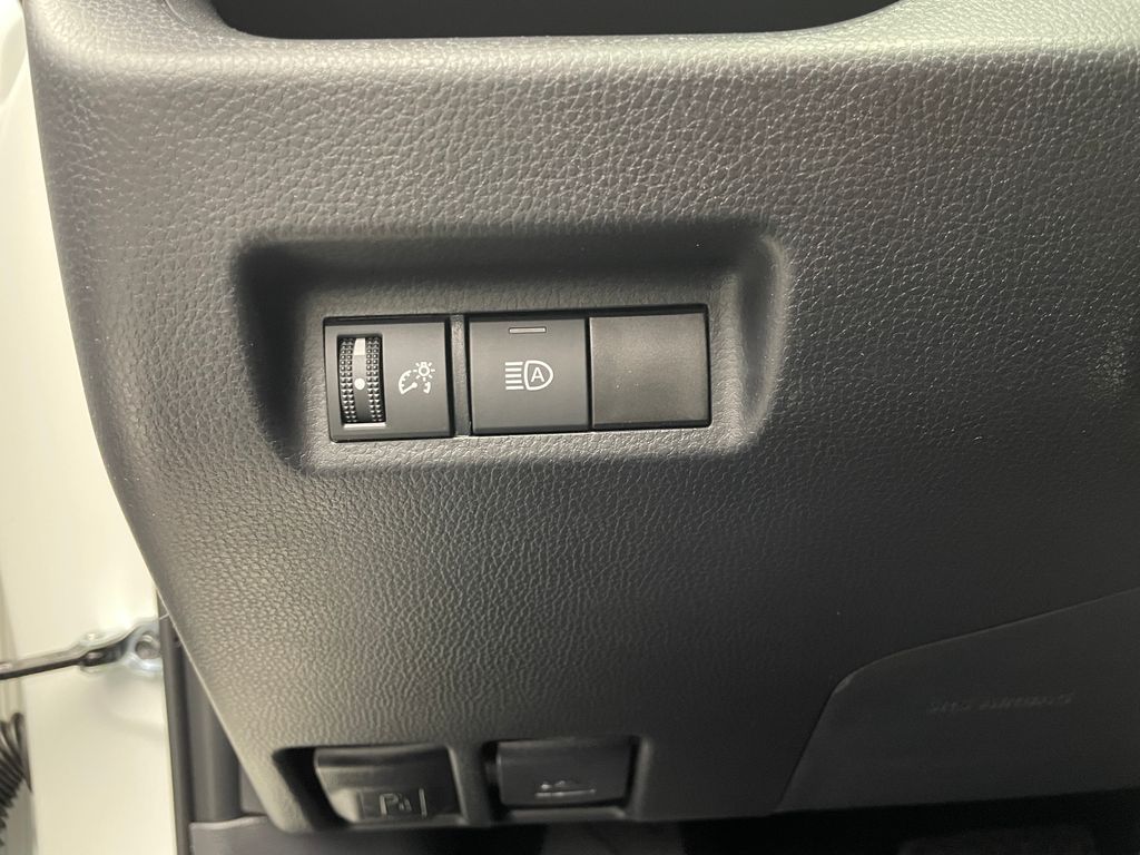 Thumbnail: 2025 Toyota RAV4 - 19