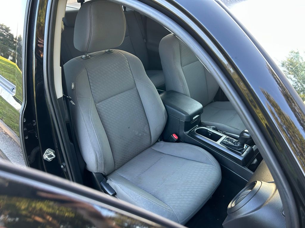 2021 Toyota Tacoma SR 15