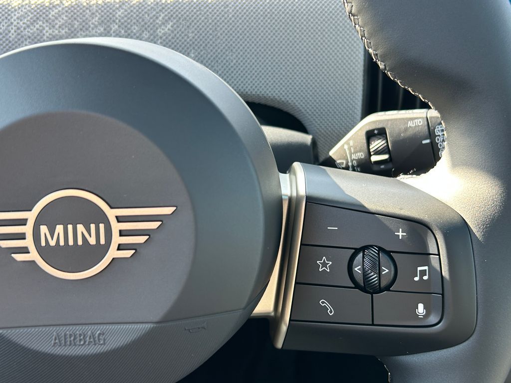 Thumbnail: 2026 MINI Cooper - 20