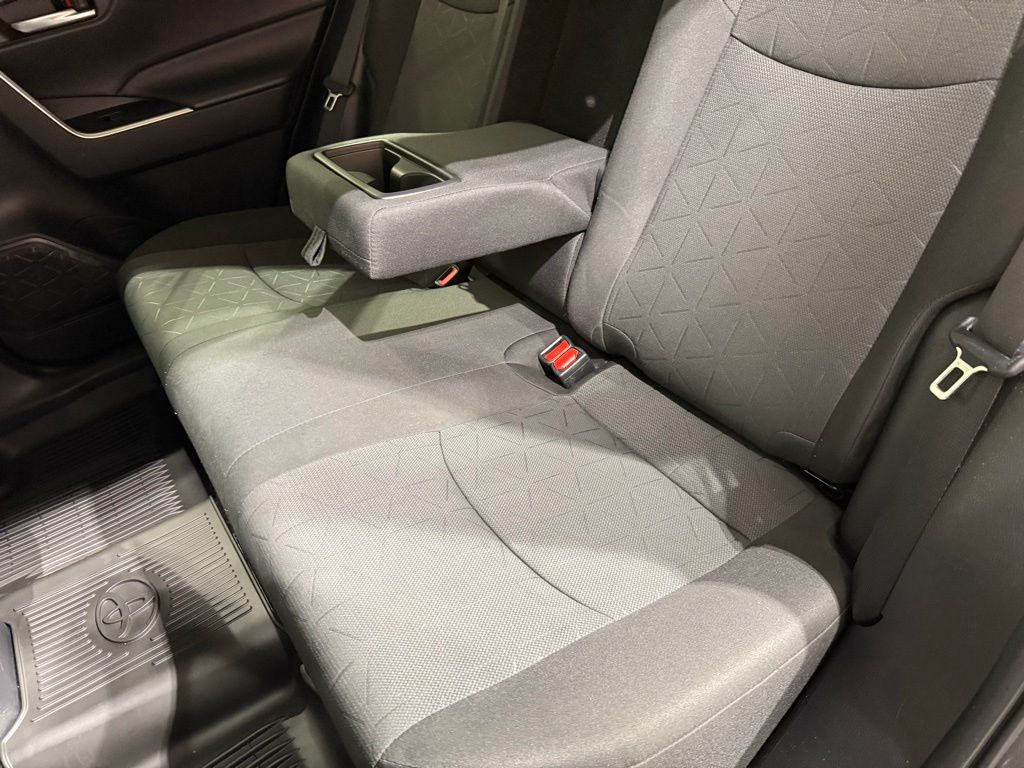 Thumbnail: 2024 Toyota RAV4 - 19