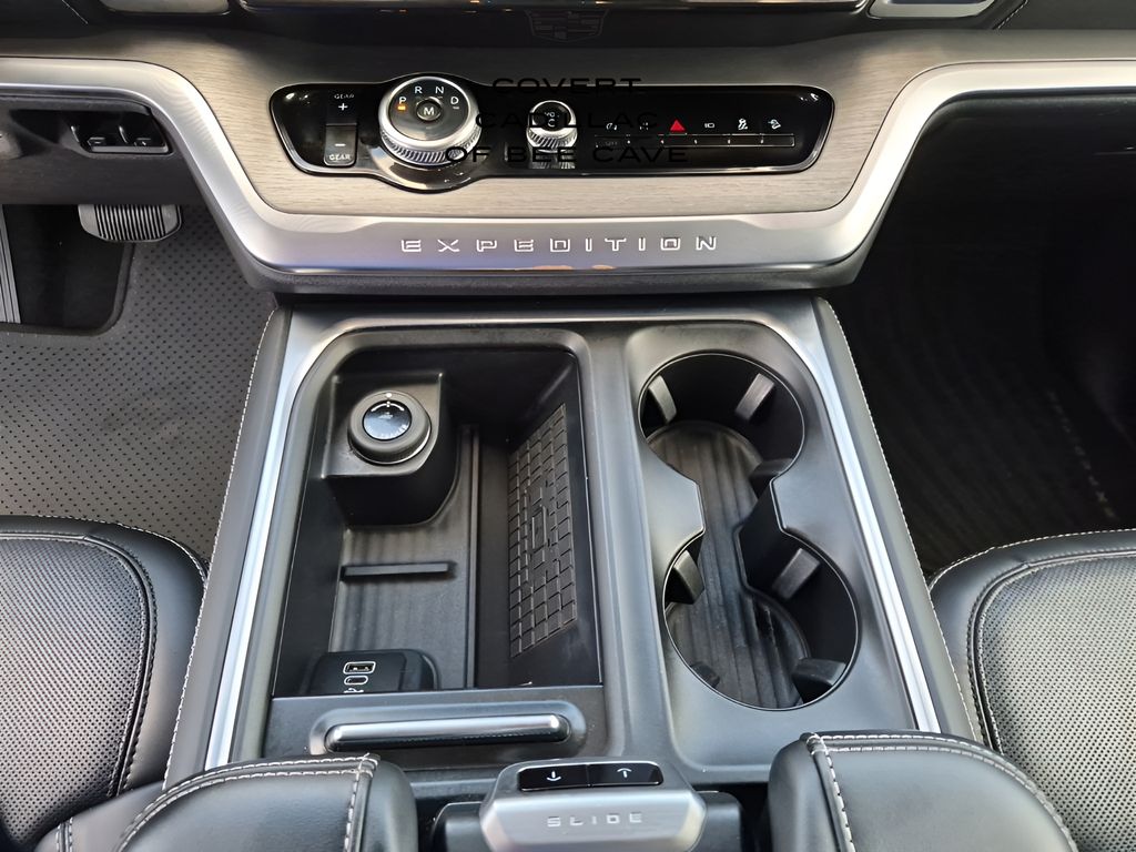 Used Car 2025 Ford Expedition  Platinum For Sale Under $70,000 In Austin, Texas