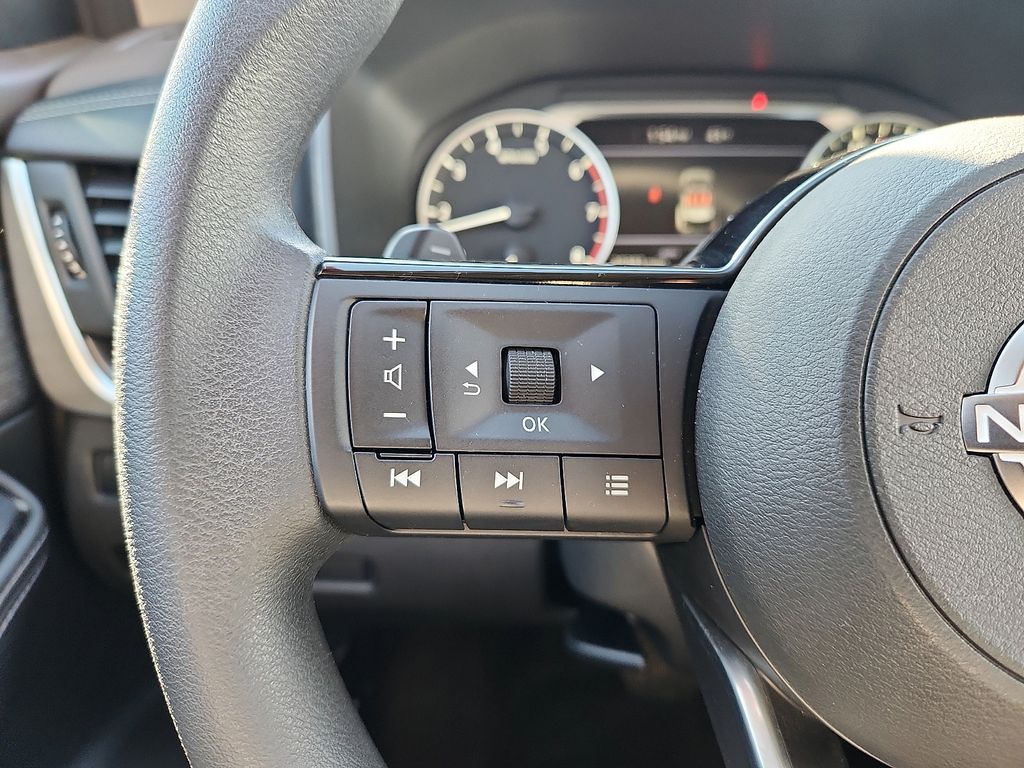 Thumbnail: 2023 Nissan Rogue - 21