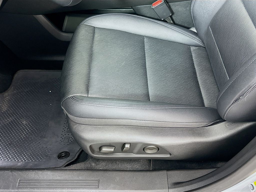 Thumbnail: 2025 Chevrolet Equinox - 20