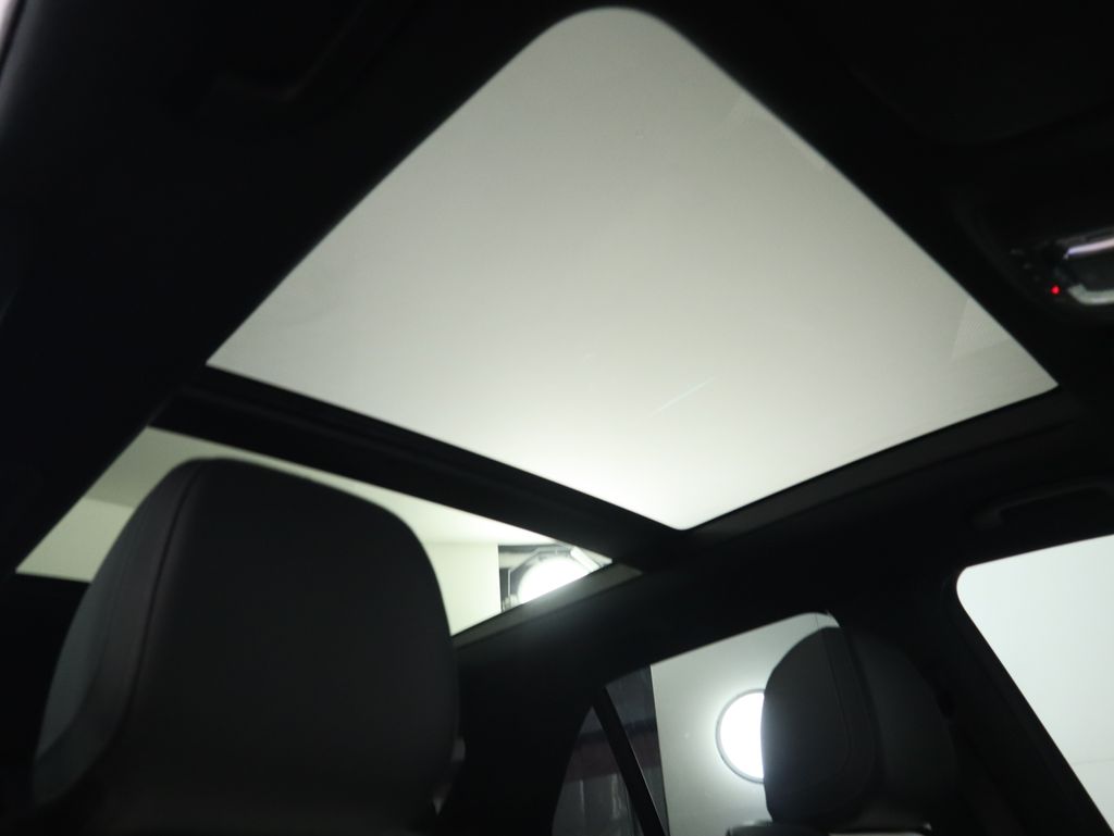 Thumbnail: 2026 Mercedes-Benz GLE - 20