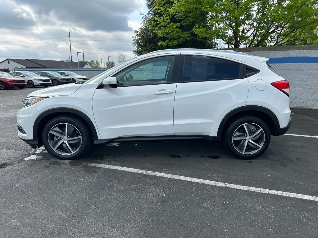 2022 Honda HR-V EX 2