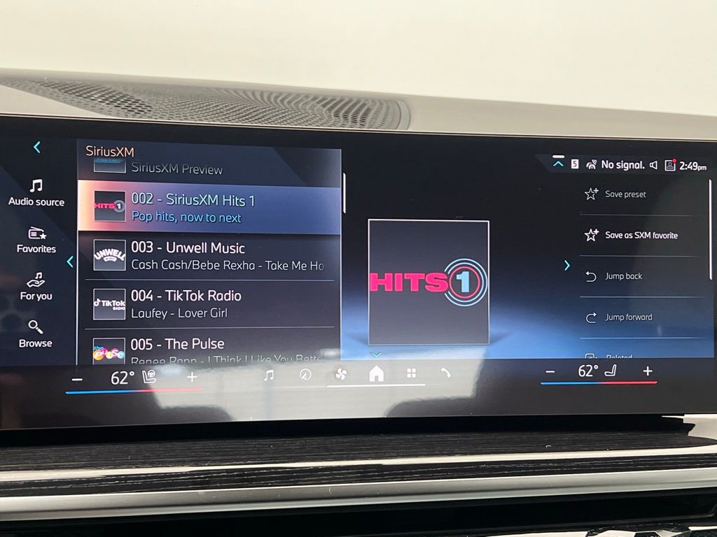 Thumbnail: 2026 BMW X7 - 15