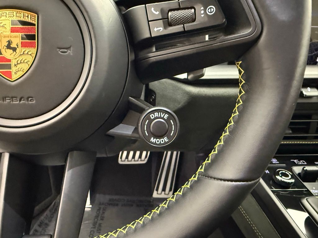 Thumbnail: 2024 Porsche 911 - 15