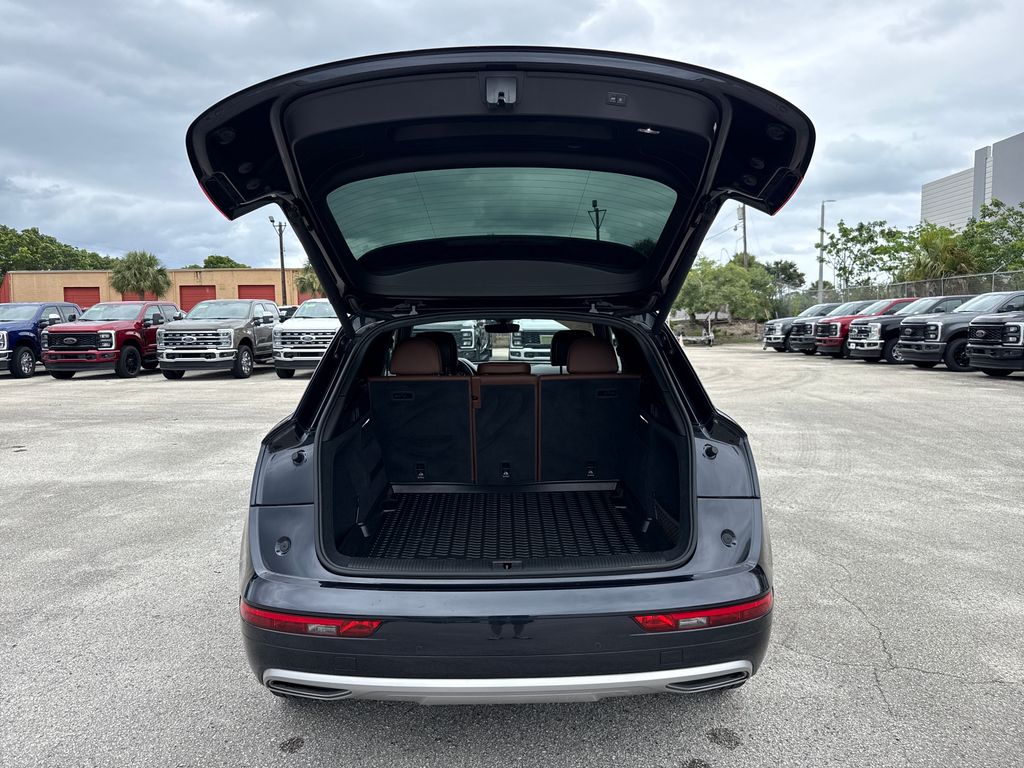 Certified Used 2020  Audi 45 Premium Plus image 28