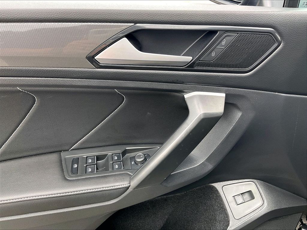 2024 Volkswagen Tiguan — photo 38