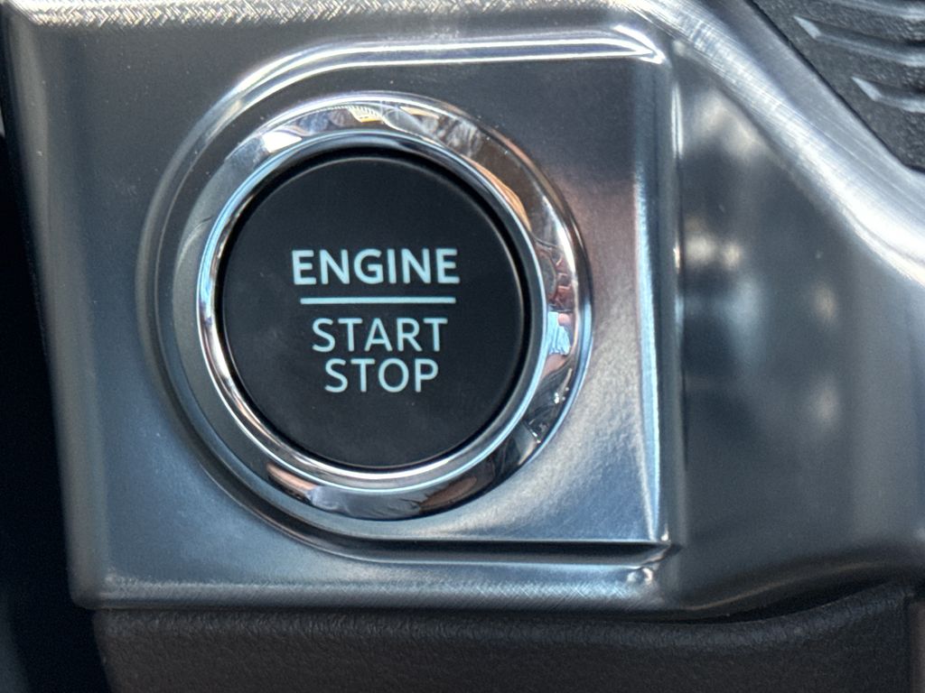 New 2026 Blue Ford King Ranch image 25