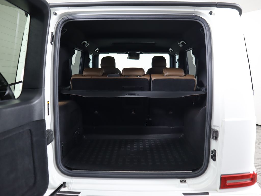 Thumbnail: 2021 Mercedes-Benz G-Class - 28