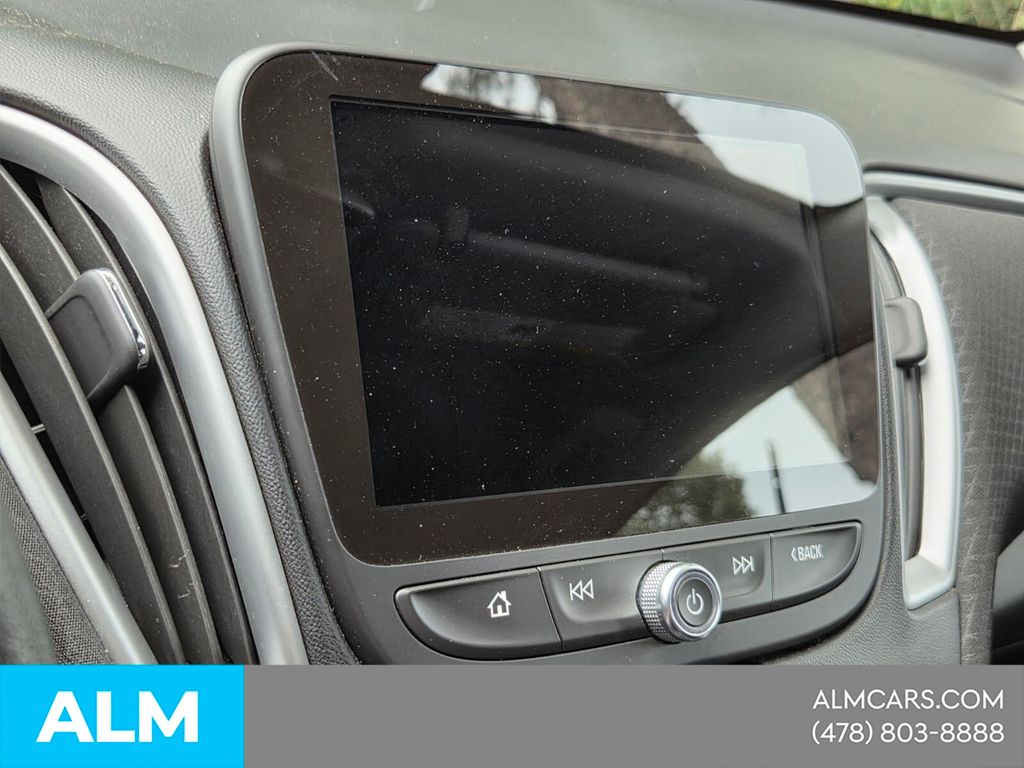 Used 2024 Gray Chevrolet LT image 20