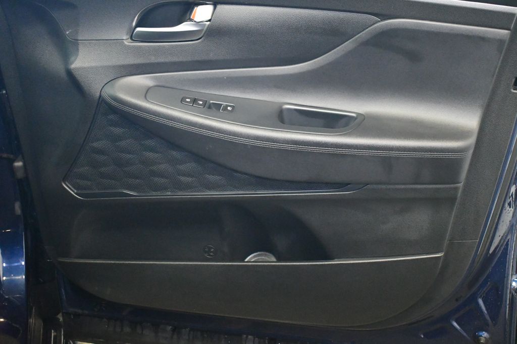 Thumbnail: 2022 Hyundai Santa Fe - 32