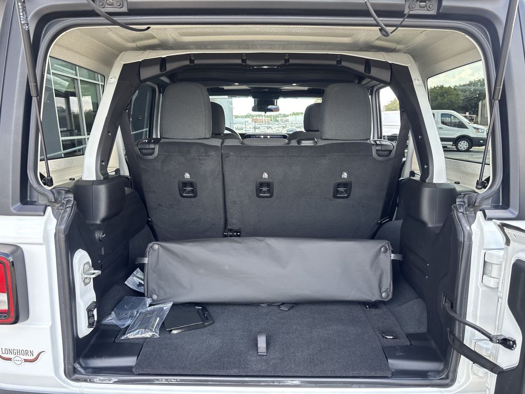 Used 2024 Jeep Wrangler SUV