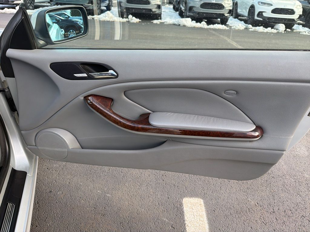 Thumbnail: 2001 BMW 3 Series - 18