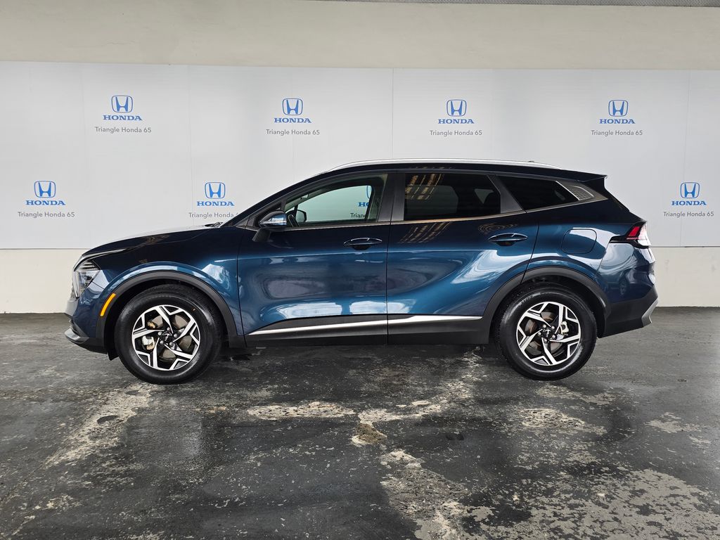 Thumbnail: 2025 Kia Sportage - 4