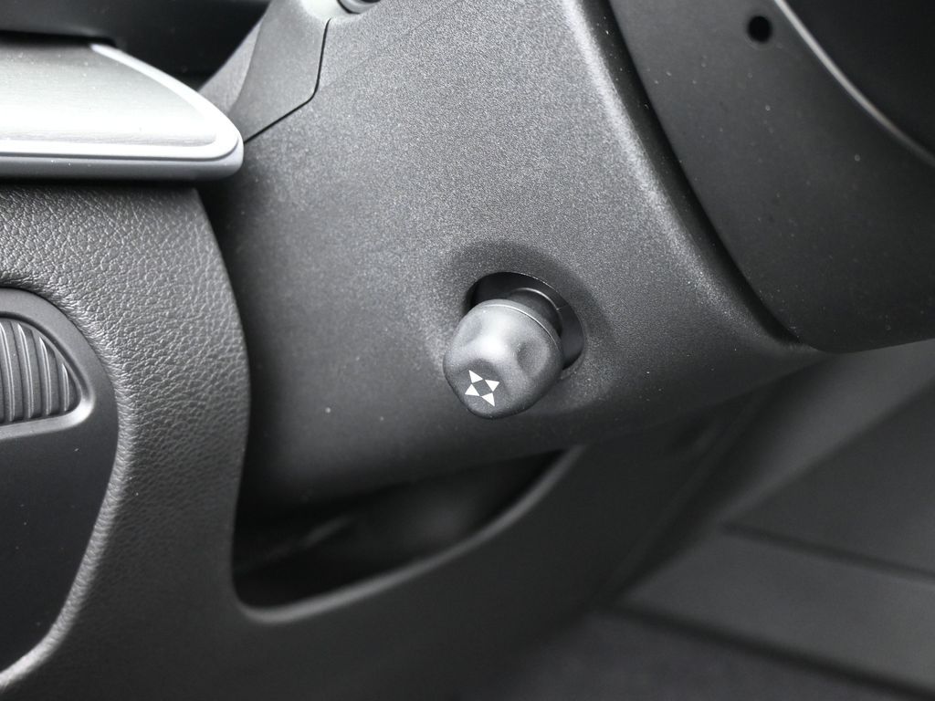 New 2026 High Gloss Black Jeep Limited Altitude image 15