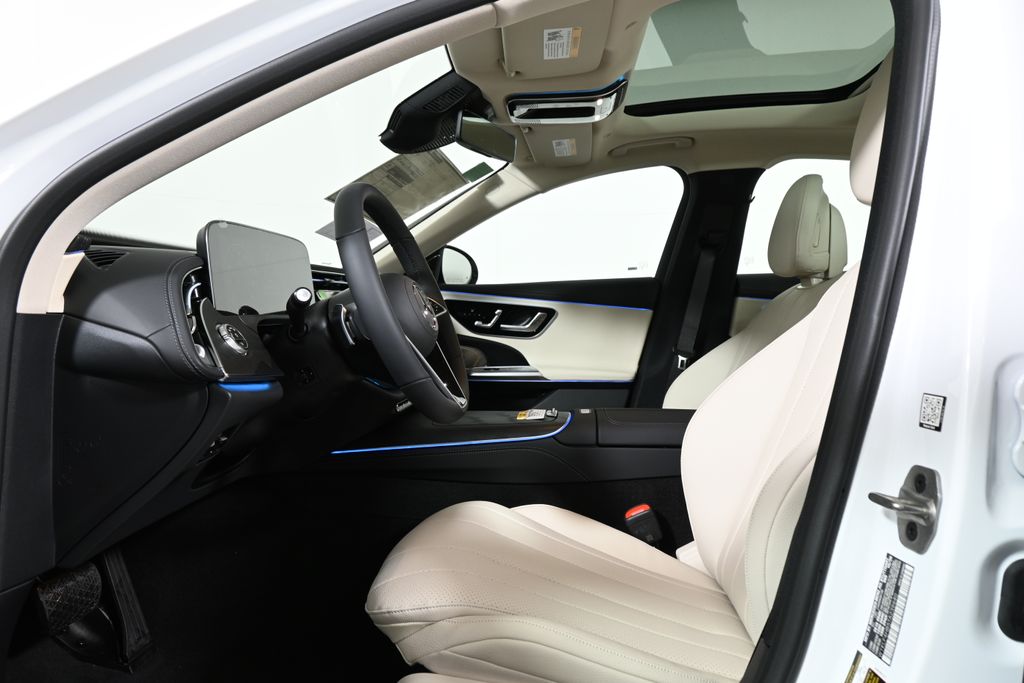 Thumbnail: 2026 Mercedes-Benz E-Class - 3