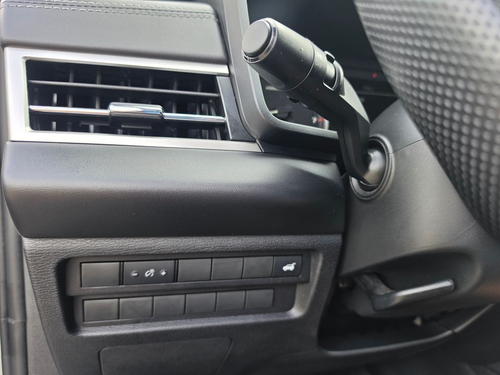 Used 2024 Mitsubishi Outlander SUV