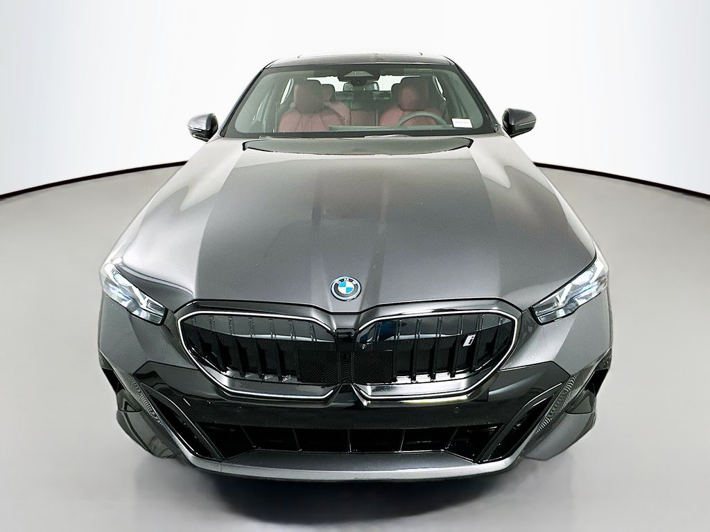 Thumbnail: 2026 BMW i5 - 2