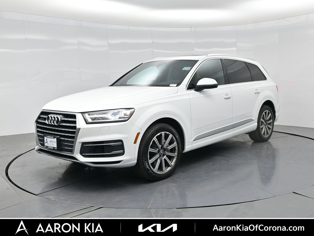 Carrara White 2018 Audi Q7 SUV / Crossover All-Wheel Drive