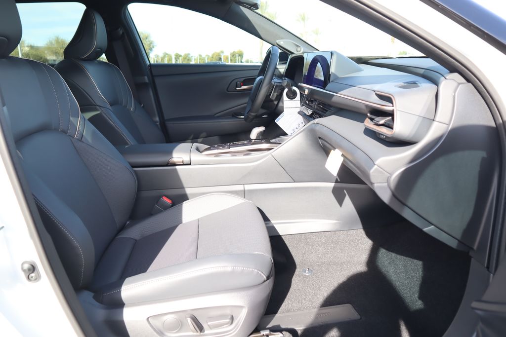 Thumbnail: 2026 Toyota Crown Signia - 19