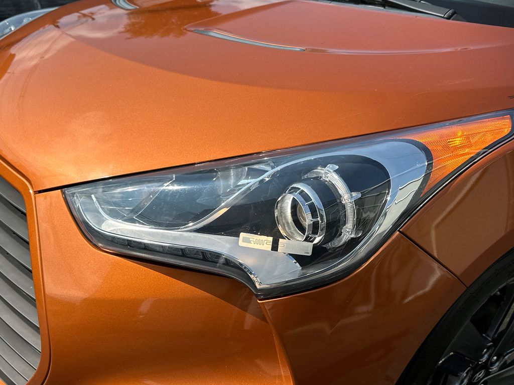 2015 Hyundai Veloster Turbo 8