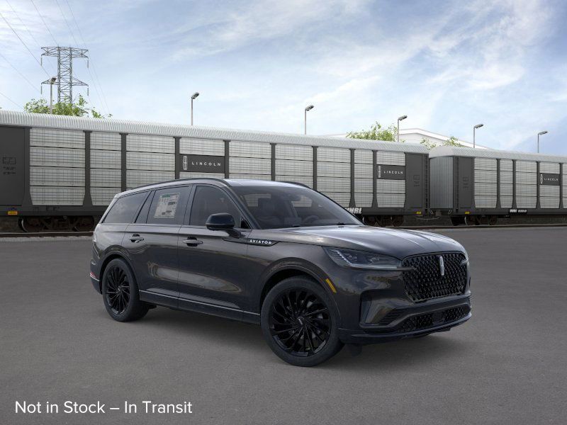 Thumbnail: 2025 Lincoln Aviator - 7
