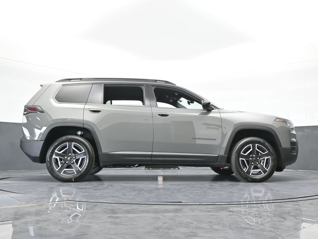New 2026 Sting-Gray Clearcoat Jeep Laredo image 56