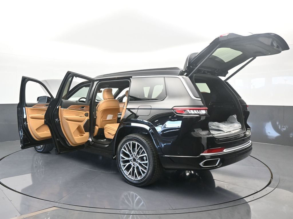 New 2025 Diamond Black Crystal Pearlcoat Jeep Summit image 86