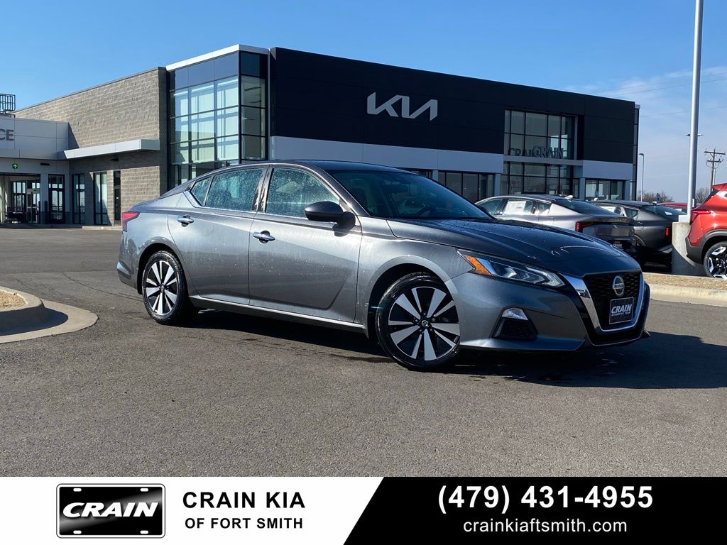 2022 Nissan Altima 2.5 SV FWD