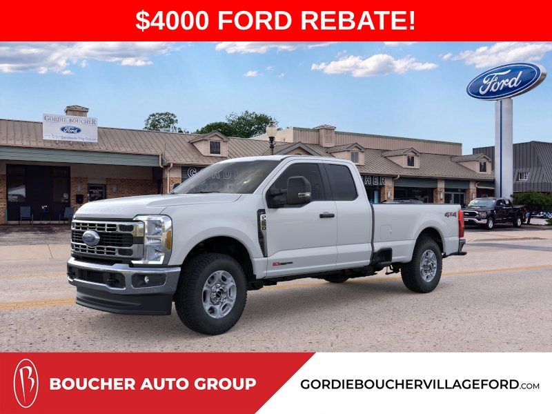 Oxford White 2026 Ford F-250 Super Duty Pickup Truck Four-Wheel Drive Automatic
