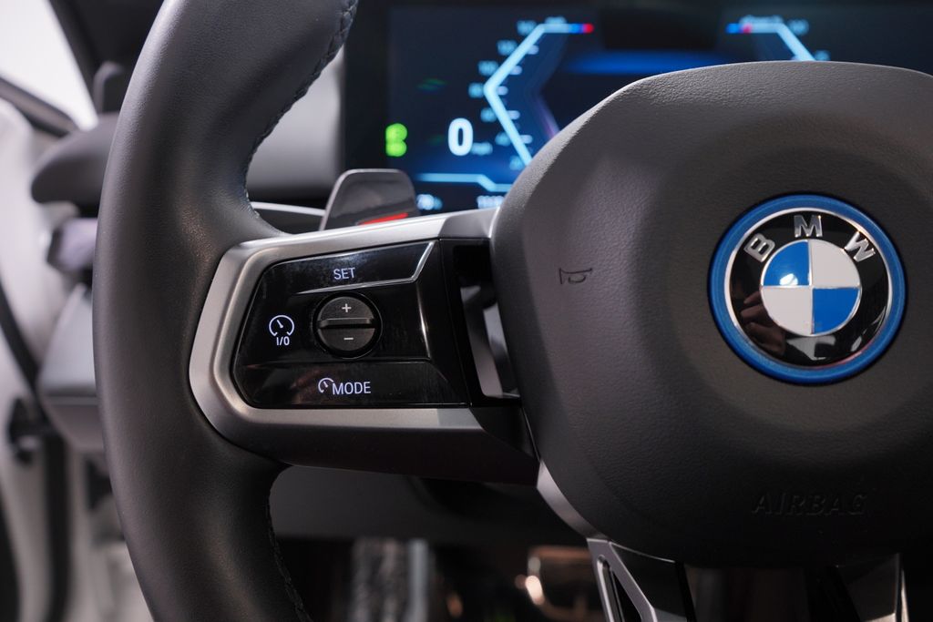 2024 BMW i5 eDrive40 20