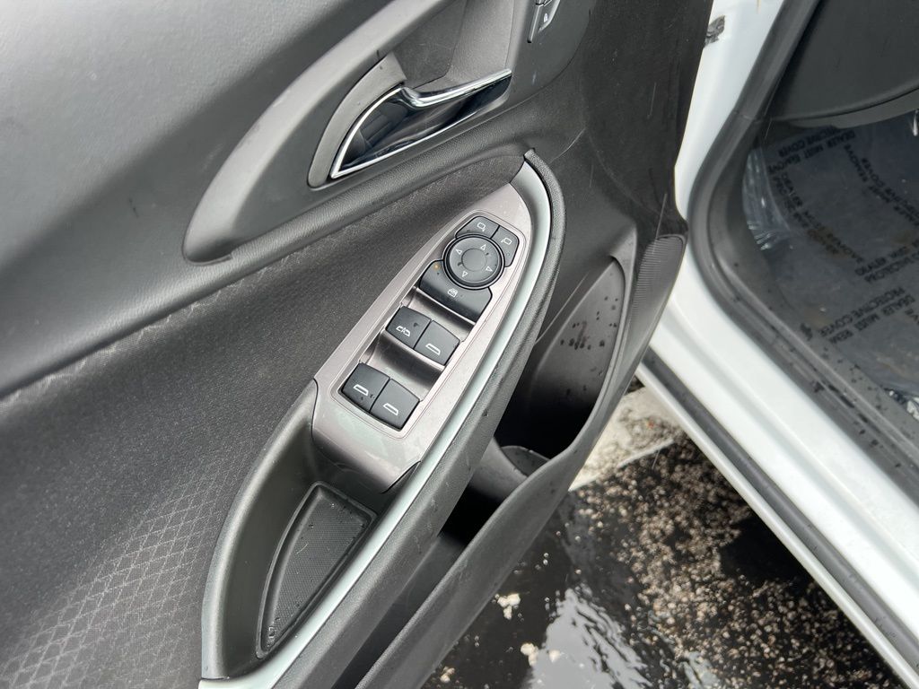 2024 Chevrolet Malibu LT 10