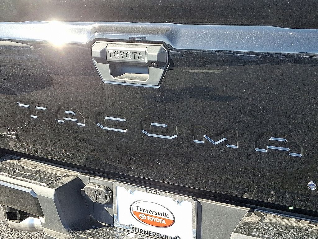 Thumbnail: 2025 Toyota Tacoma - 6