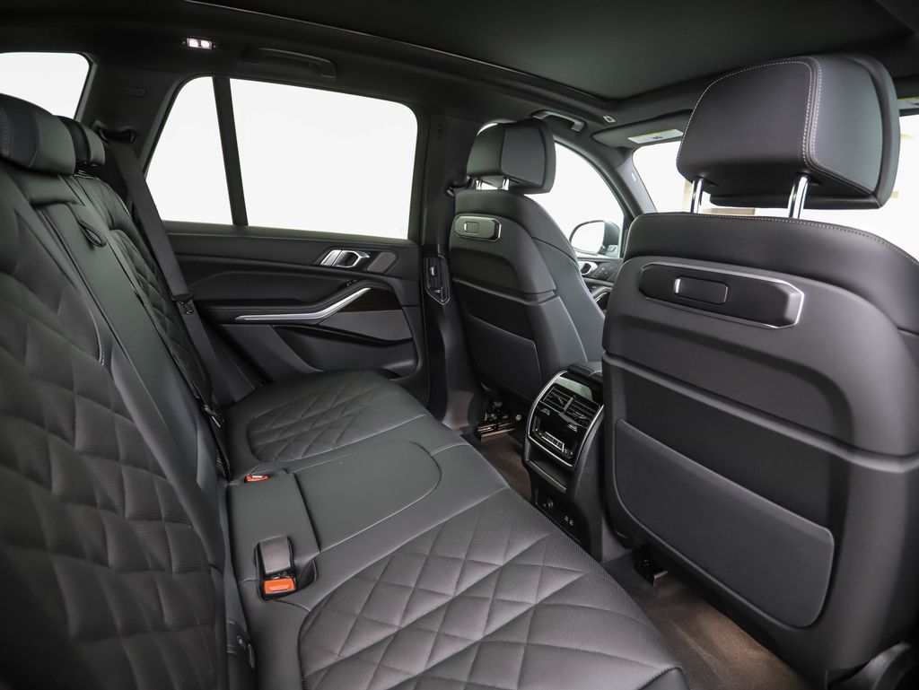 Thumbnail: 2026 BMW X5 - 26