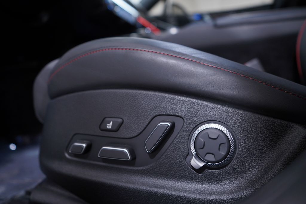 Thumbnail: 2024 Genesis G80 - 18