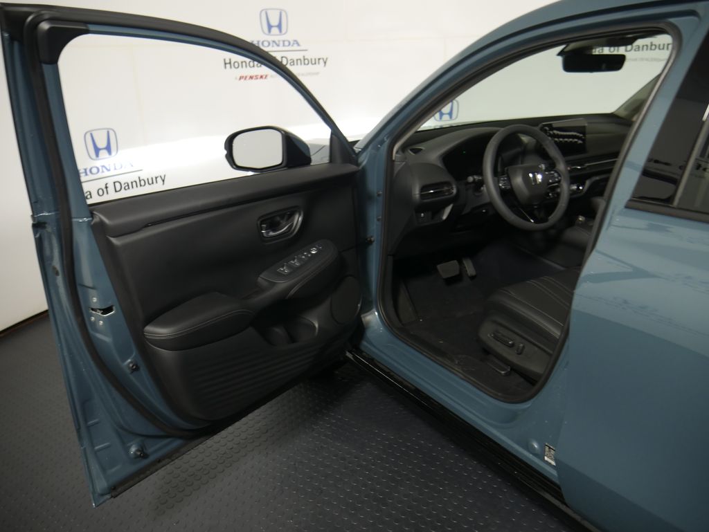 2025 Honda HR-V EX-L 10
