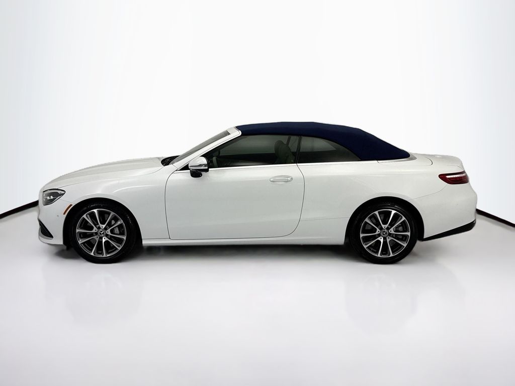 Thumbnail: 2023 Mercedes-Benz E-Class - 16