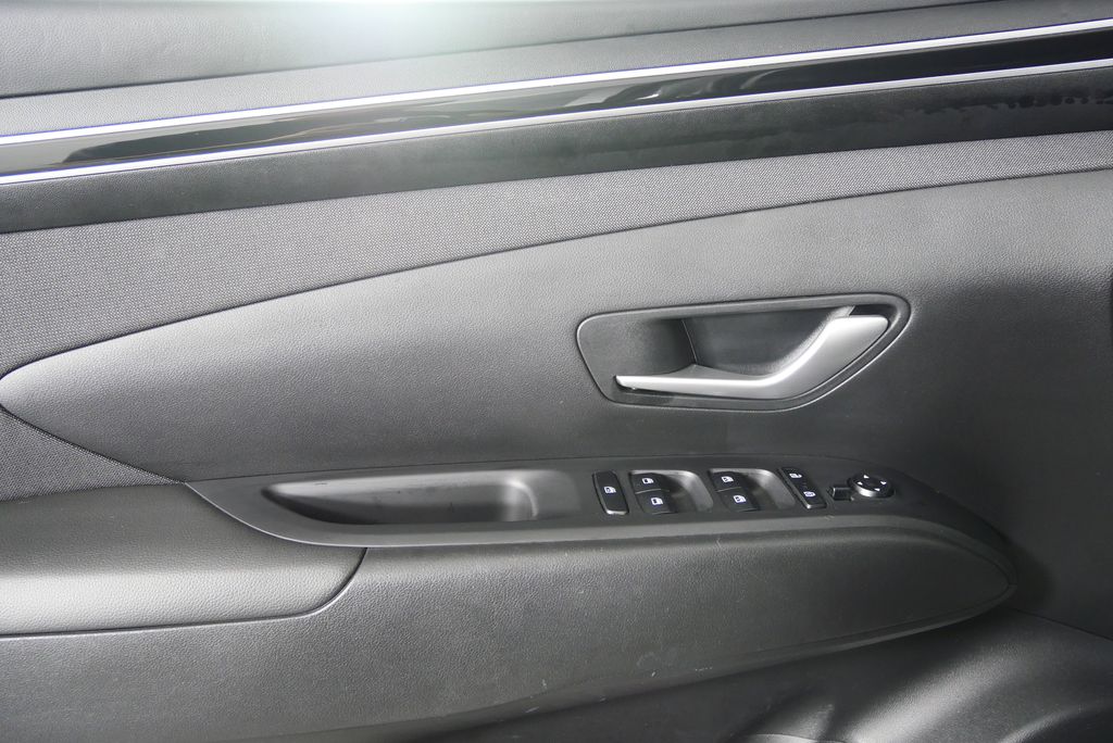 Thumbnail: 2024 Hyundai Tucson - 9