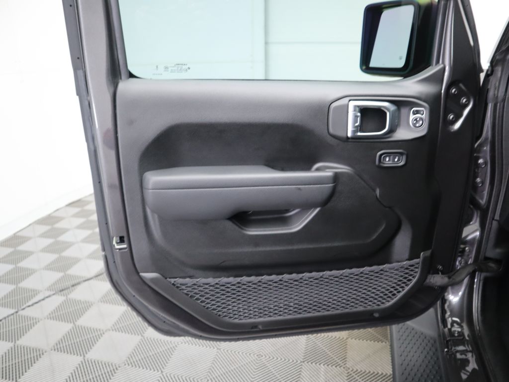 Thumbnail: 2024 Jeep Wrangler - 24