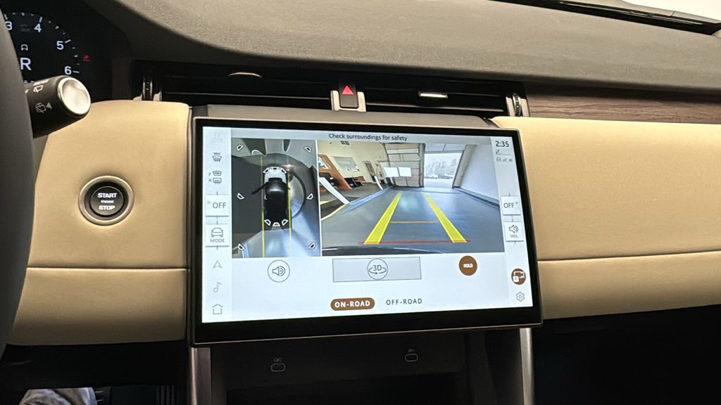 2024 Land Rover Discovery Sport S 18