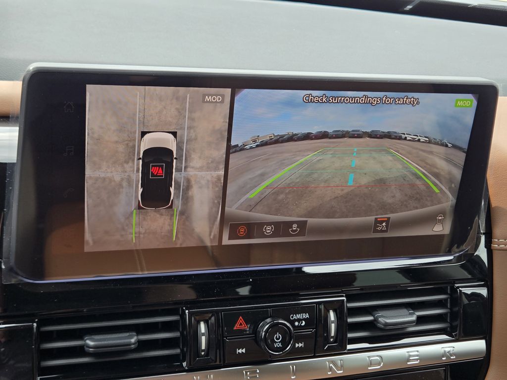 2026 Nissan Pathfinder Platinum Black at Bravo Nissan
