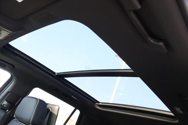 Thumbnail: 2026 Chevrolet Tahoe - 17