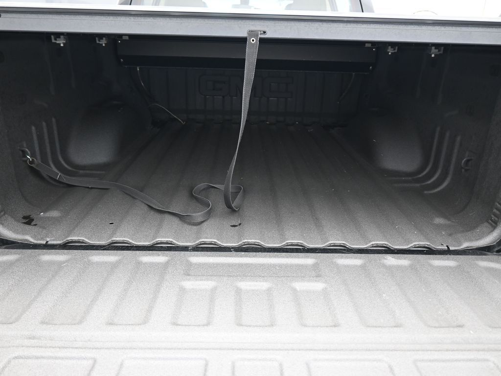 Used 2021 Onyx Black GMC Elevation Standard image 32