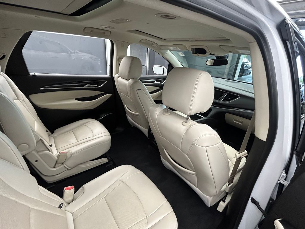 Used 2024 White Frost Tricoat Buick Essence image 49