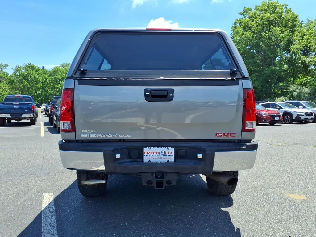 used 2013 GMC Sierra 2500HD car, priced at $19,900
