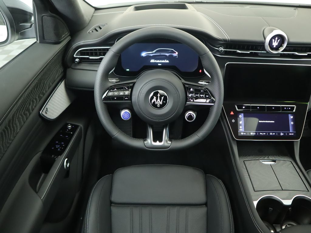 Thumbnail: 2025 Maserati Grecale - 10