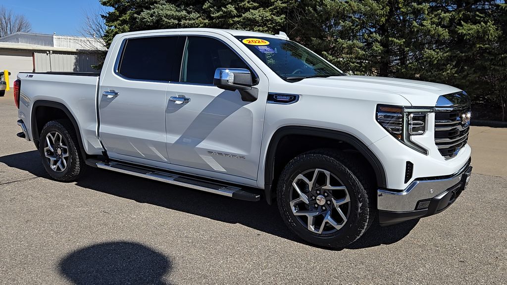 2026 GMC Sierra 1500 SLT Crew Cab 4WD